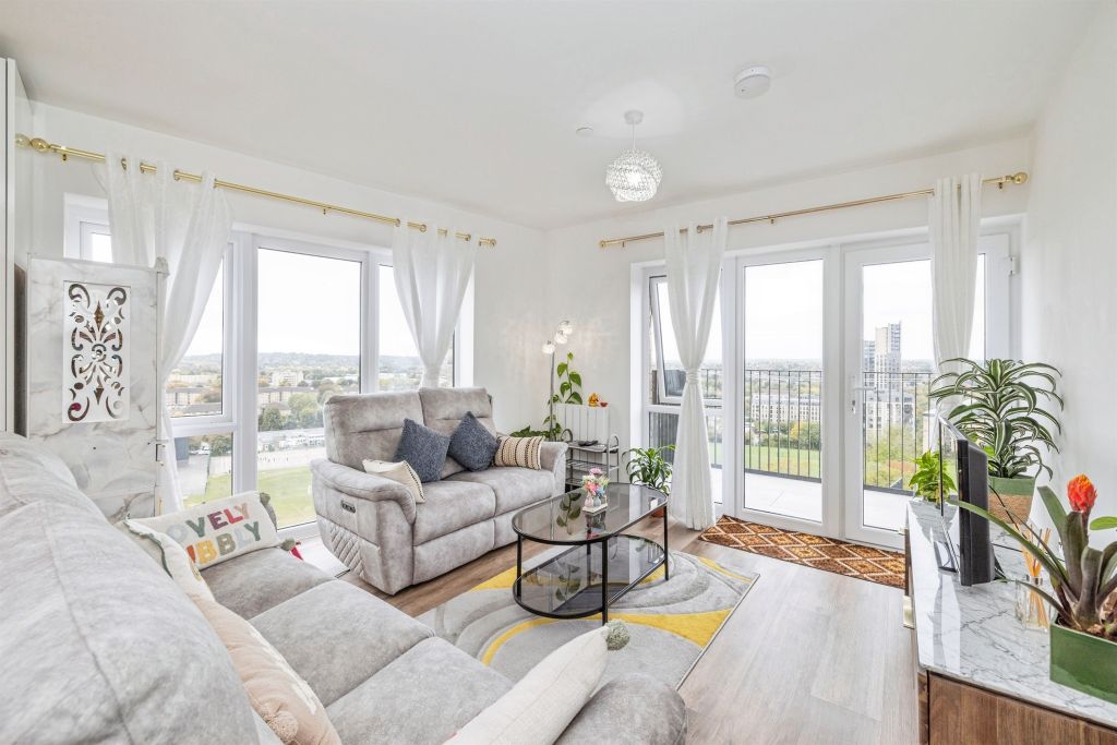 Property photo 2 of 16