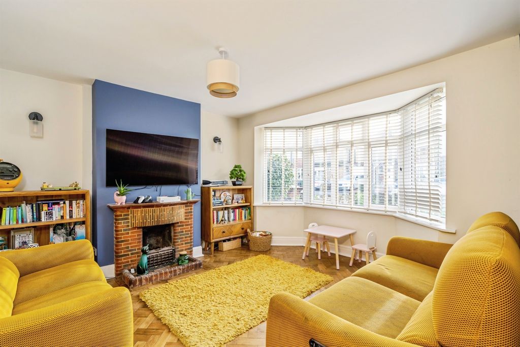 Property photo 2 of 15