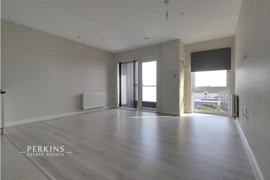 Property photo 1 of 4 Lr2.Jpg