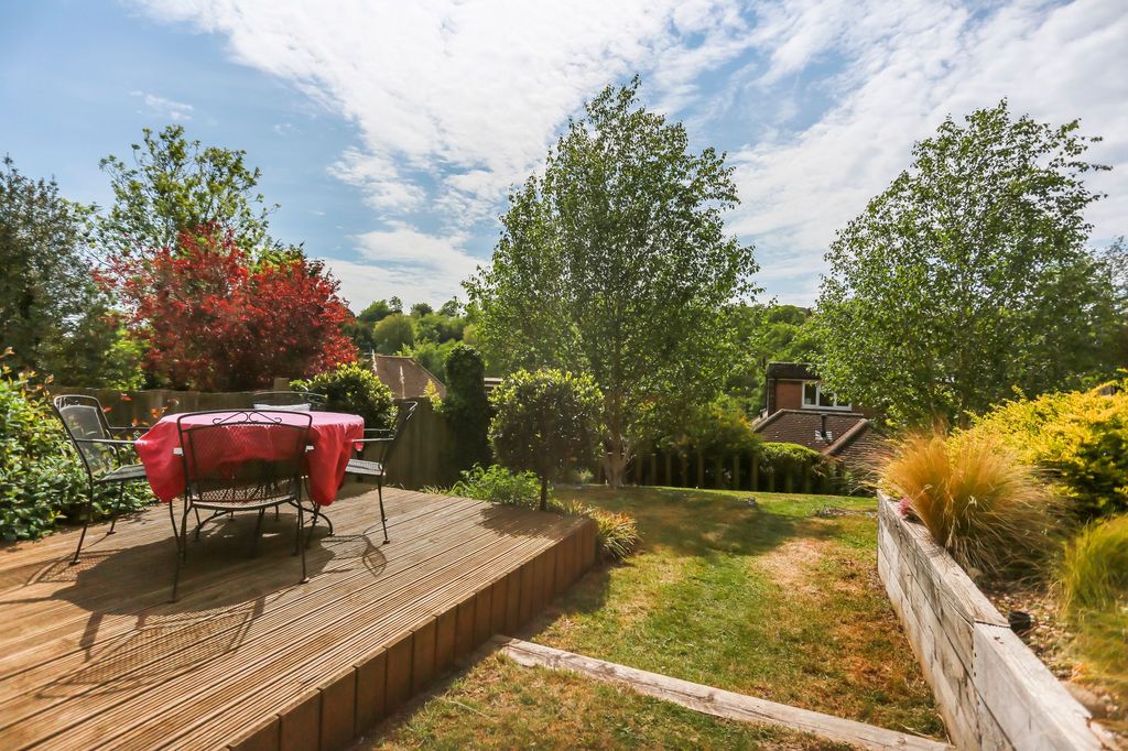 Property photo 2 of 22