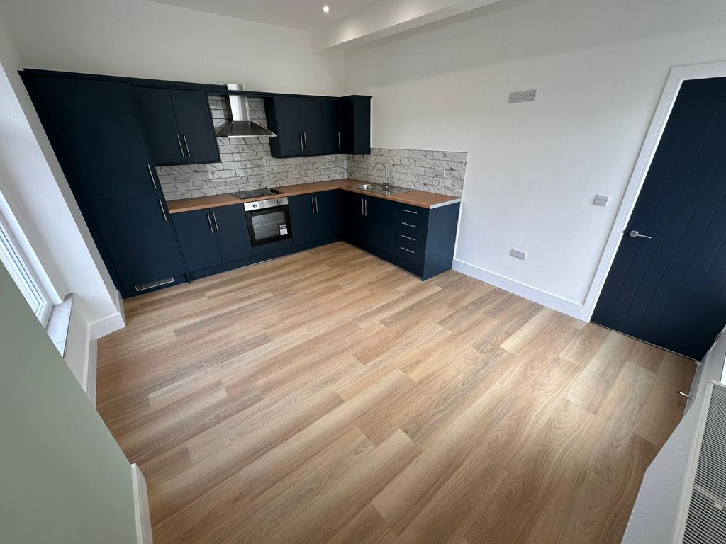 Property photo 2 of 10 Whatsapp Image 2025-10-17 At 12.03.32_74Eb6B87