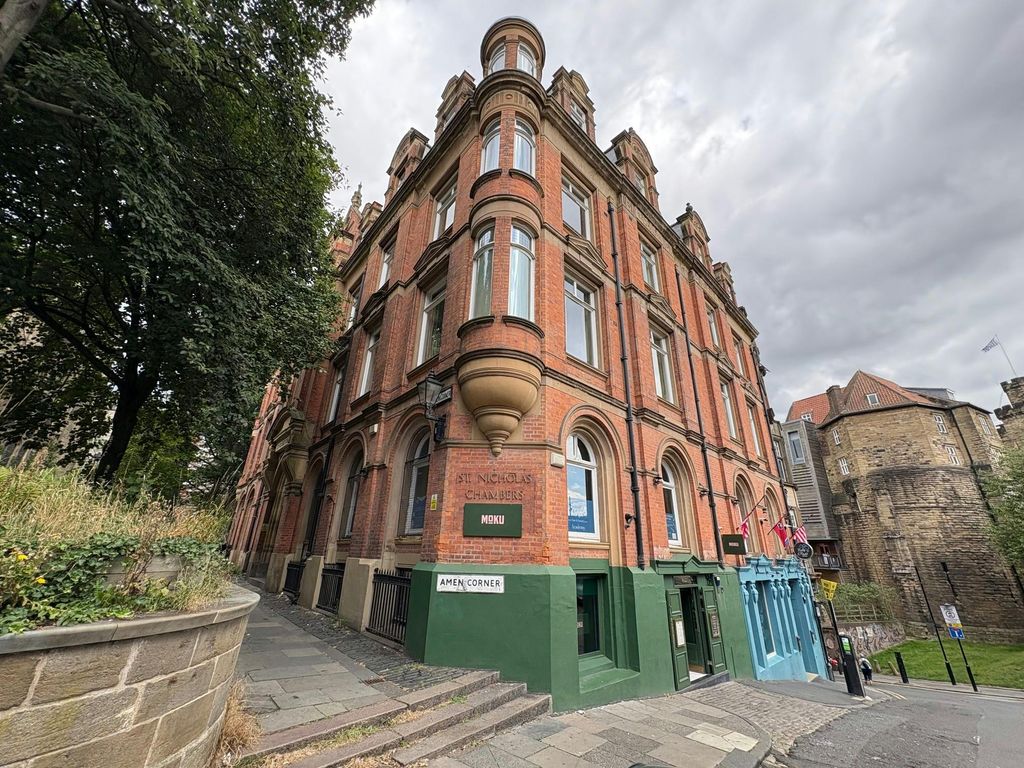 Property photo 1 of 5 Front Page.Jpg