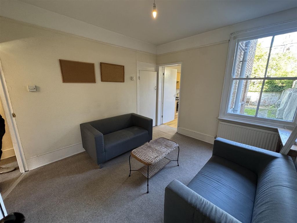 Property photo 2 of 10 Img_0089.Jpg