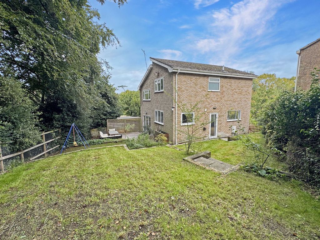 Property photo 2 of 23