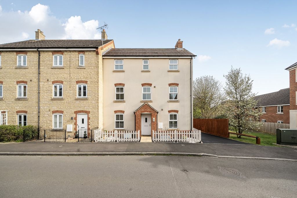 Property photo 1 of 17 Picture No. 57