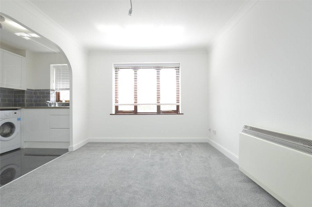 Property photo 2 of 9 Bedroom Angle Two