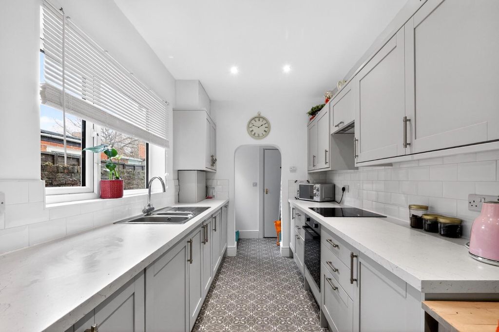 Property photo 2 of 21 Pnmb0412.Jpg