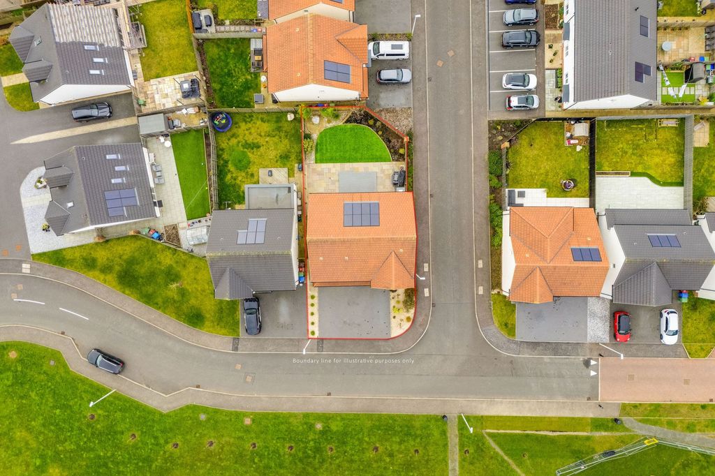 Additional image 46 of 5 bed detached house for saleMaggies Crescent, Larbert FK5