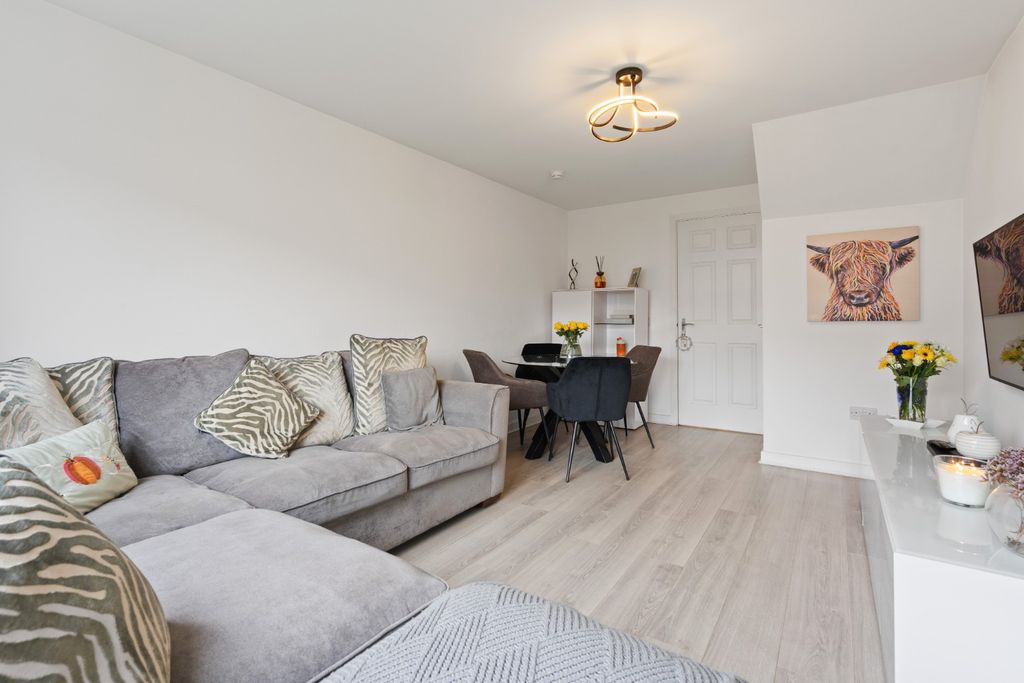 Property photo 3 of 21 5558762