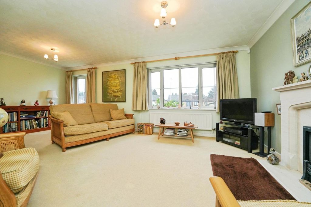 Property photo 3 of 13 Pbox-Img.Jpg