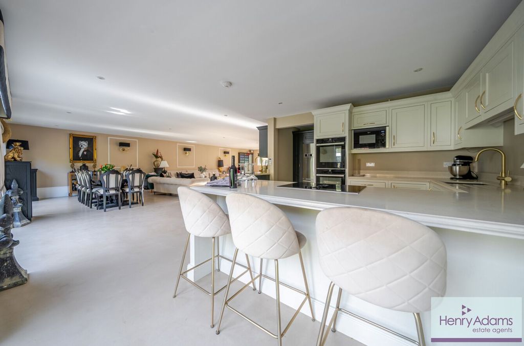 Additional image 5 of 5 bed detached house for saleRamsdean Road, Petersfield GU32