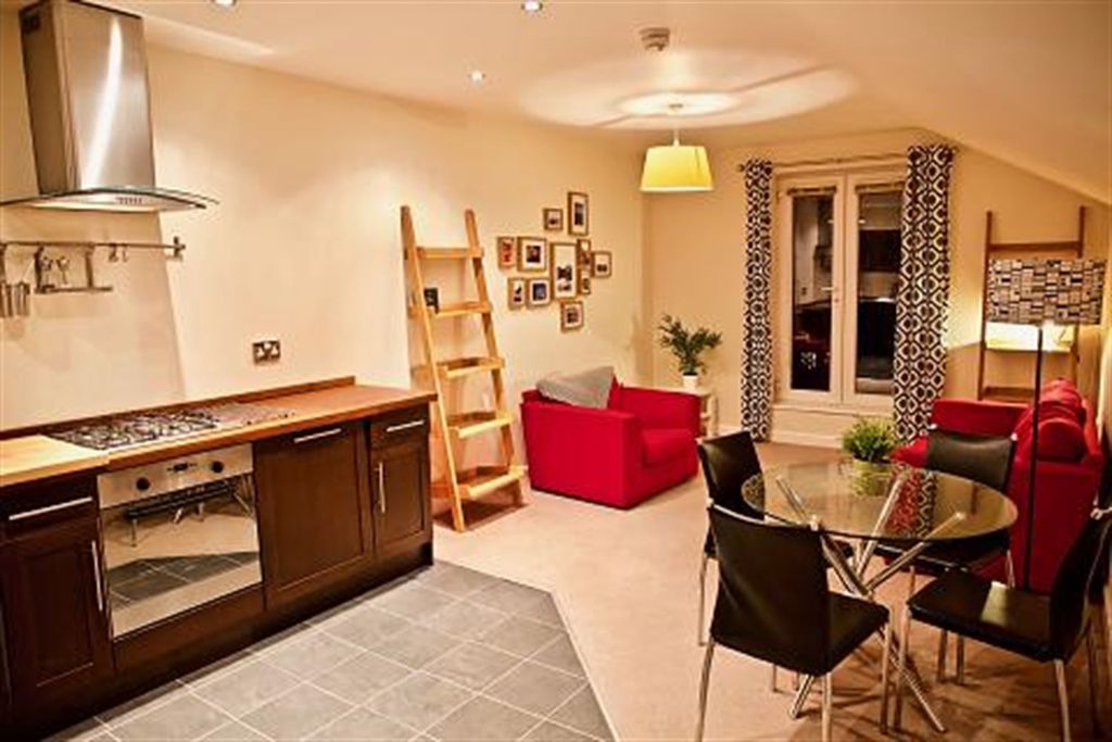 Property photo 2 of 11 Kitchen/Living Room