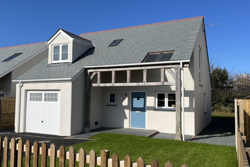 Property photo 1 of 10