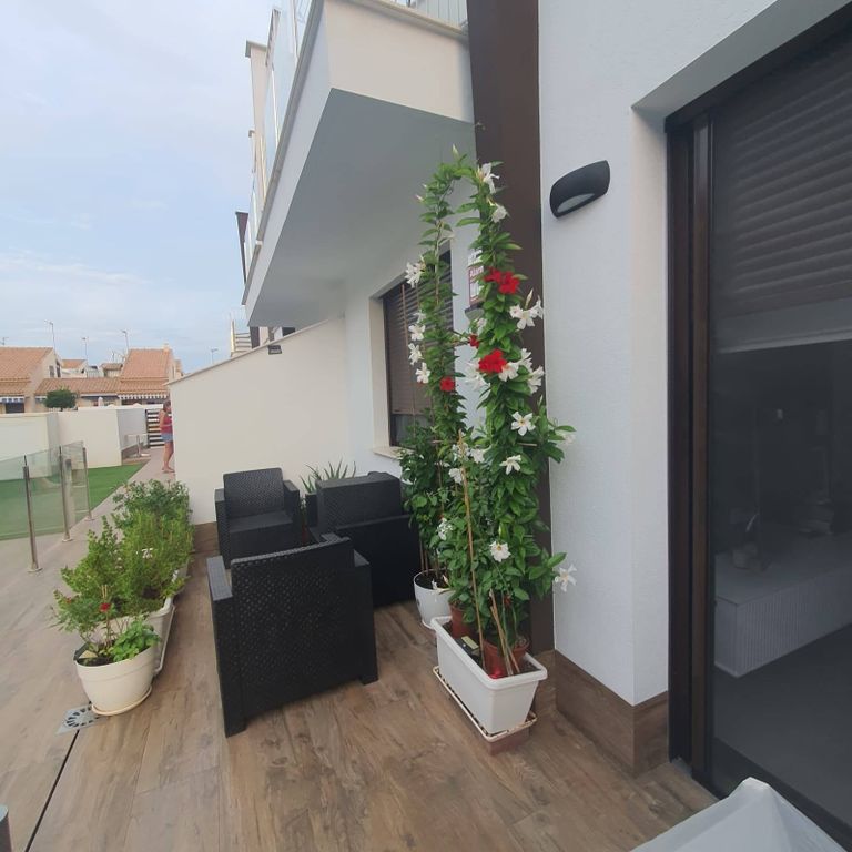 Property photo 1 of 26