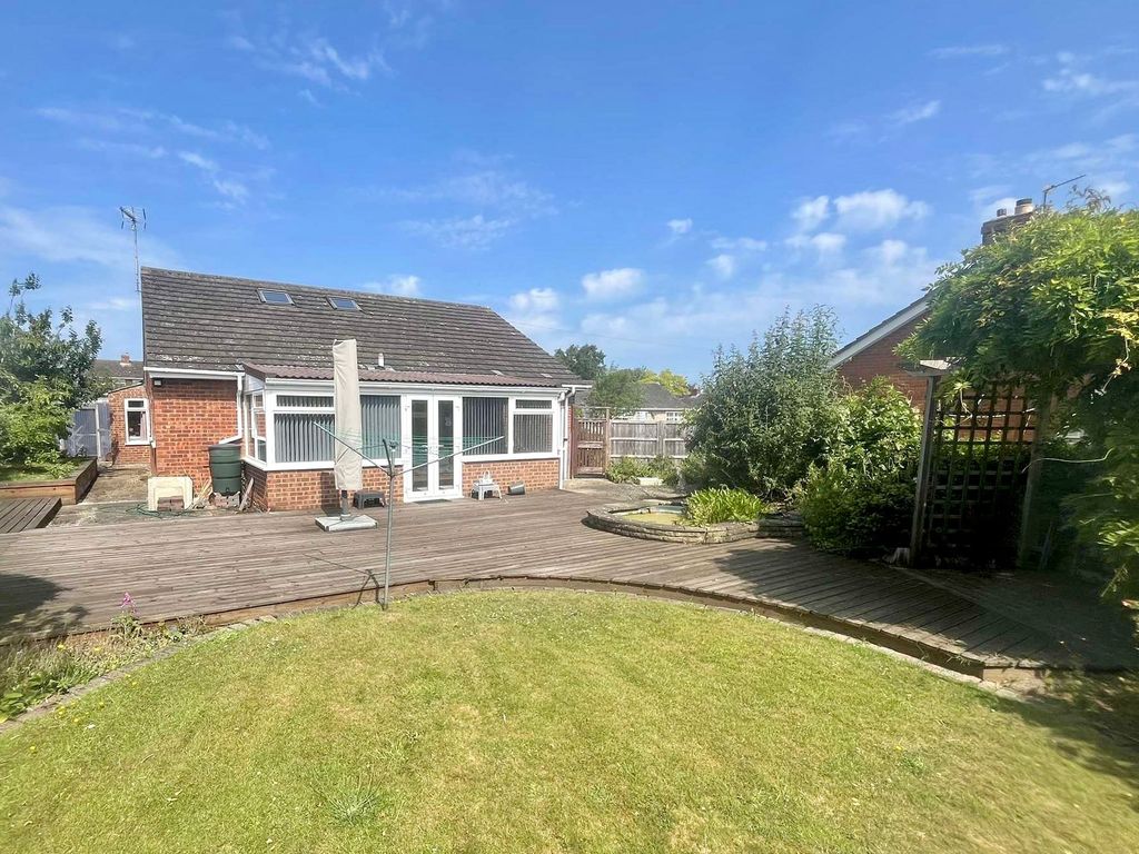 Property photo 2 of 16