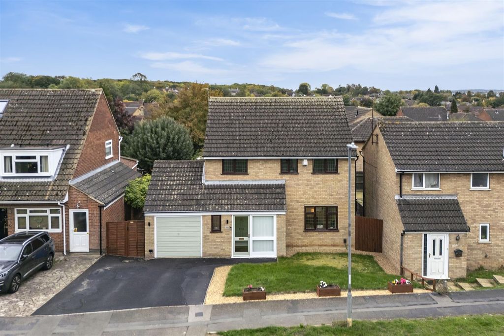 Property photo 1 of 25 Front