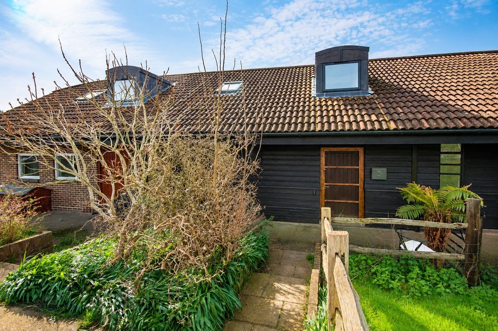 Property photo 1 of 10 5347761