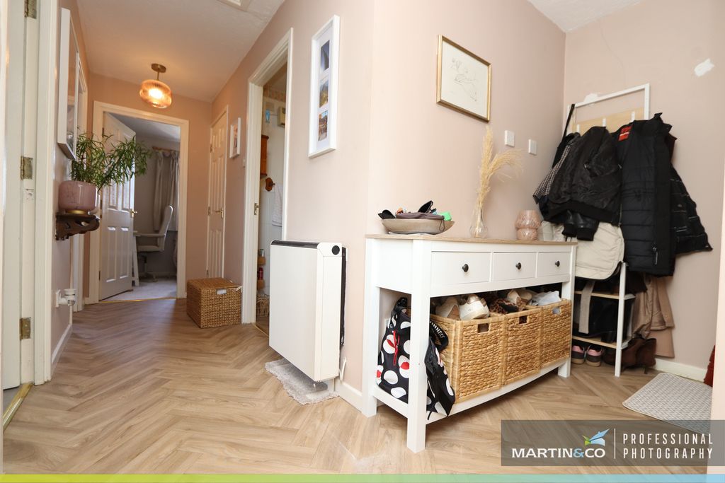 Property photo 2 of 14