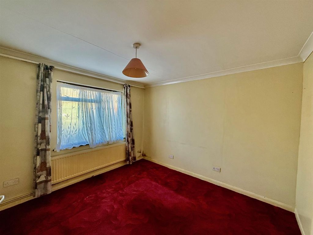 Property photo 2 of 13 Img_2586.Jpeg