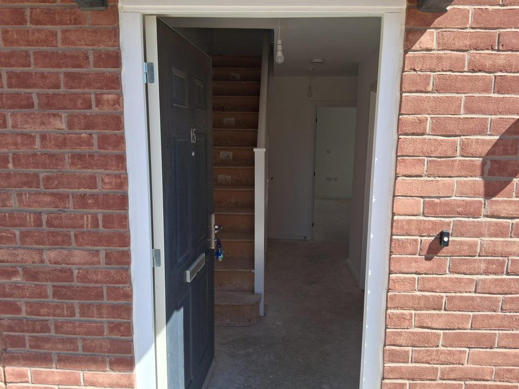 Property photo 2 of 13