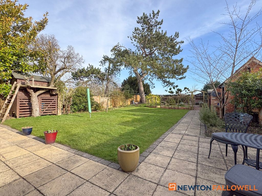 Property photo 3 of 26