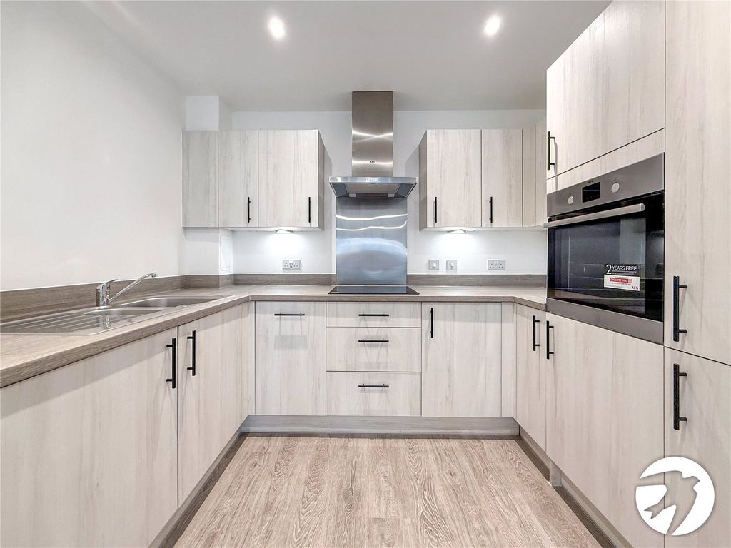 Property photo 2 of 13 Kitchen