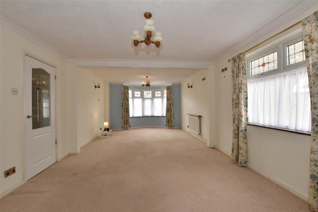 Property photo 1 of 13 Lounge/Dining Room