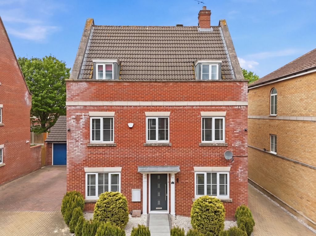 Property photo 1 of 29