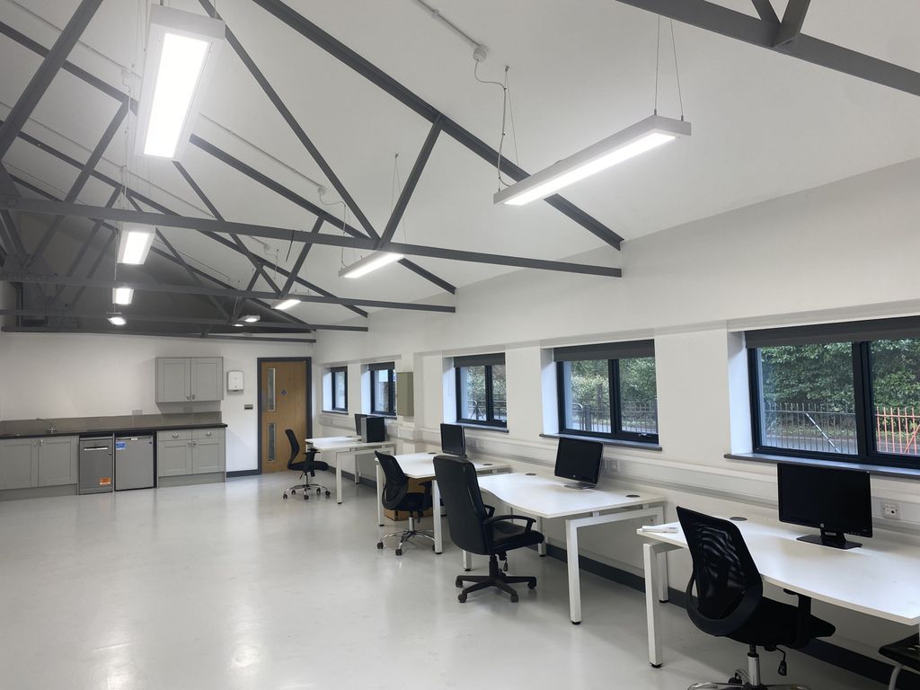 Property photo 3 of 9 Gallery