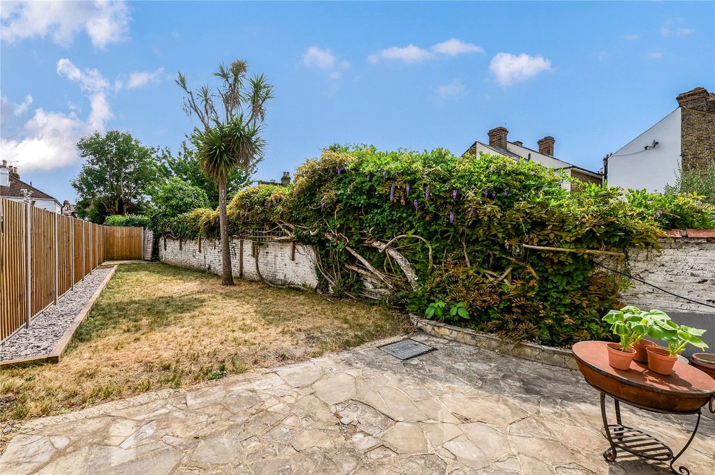 Property photo 3 of 16 Picture No. 03