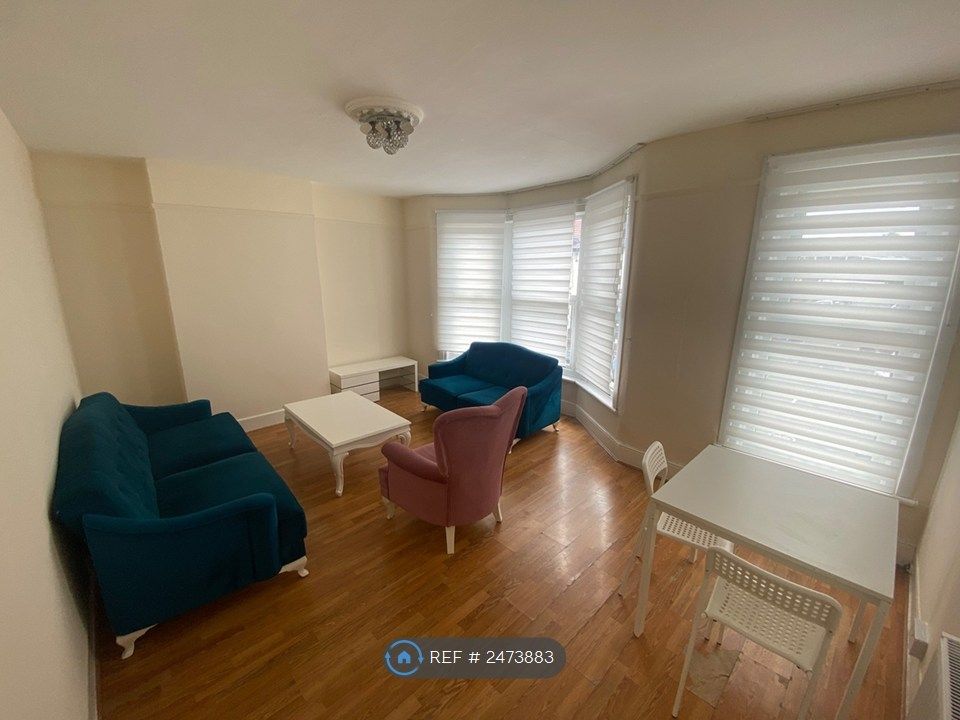 Property photo 1 of 8