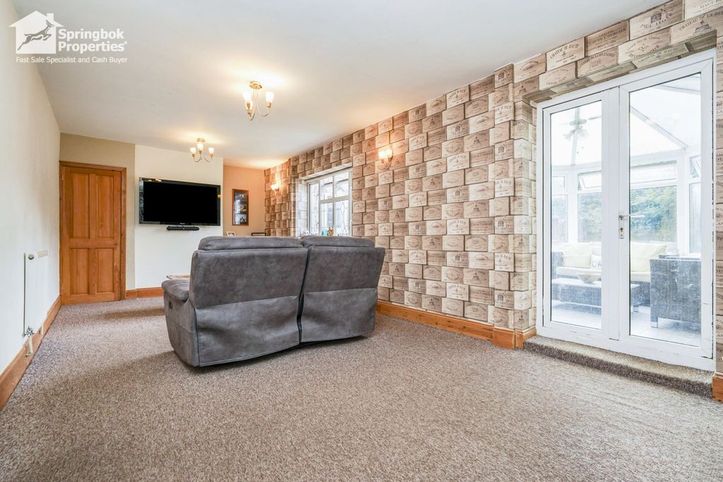 Property photo 3 of 26 Image 2