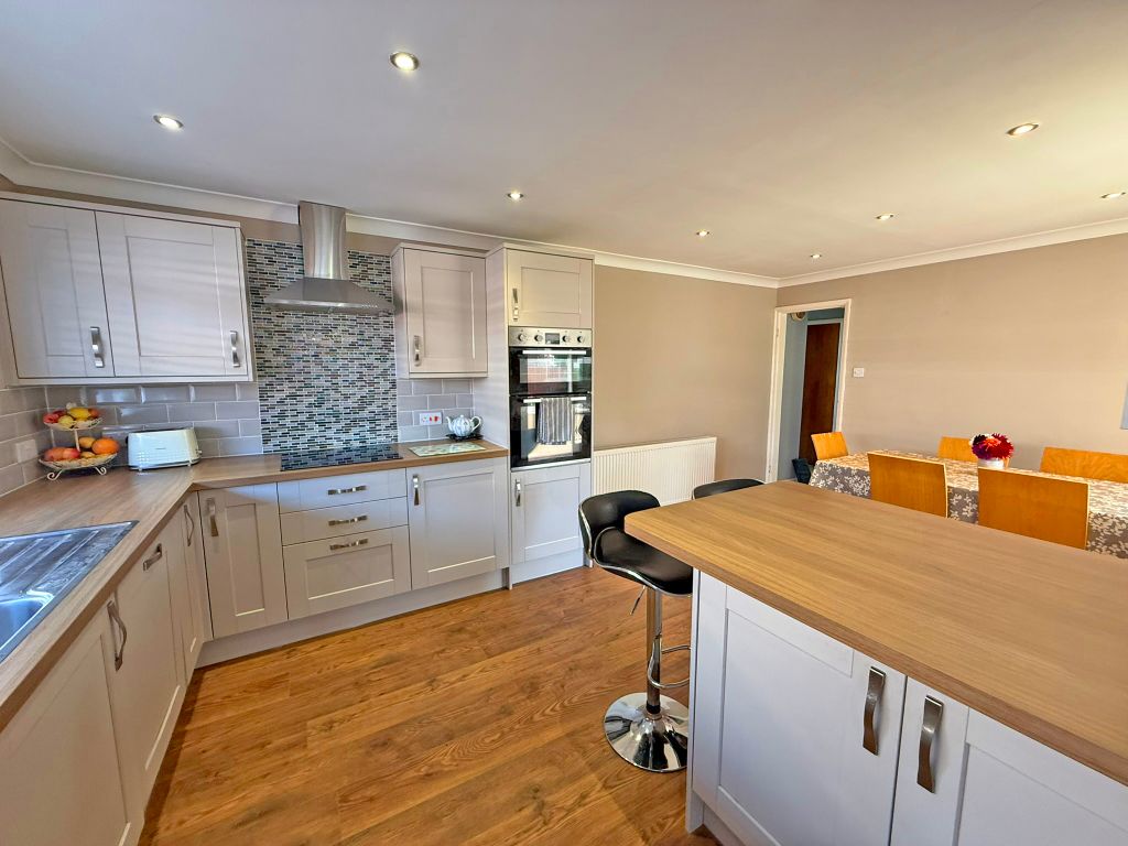 Property photo 3 of 13 Img_5015