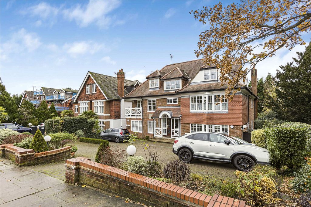 Property photo 2 of 25 Picture No. 36