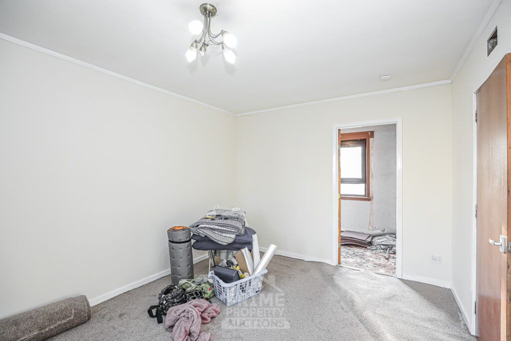 Property photo 3 of 26