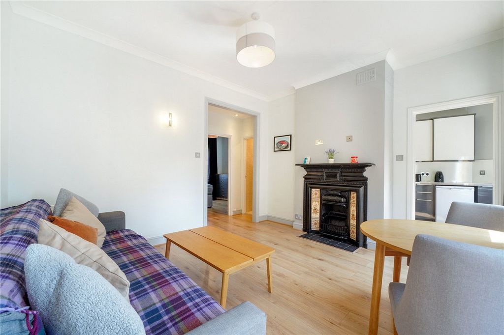 Property photo 1 of 15 Picture No. 10
