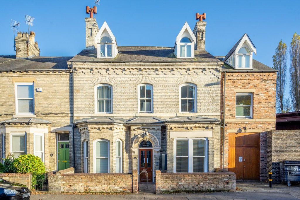 Property photo 1 of 8 Hr-1.Jpg