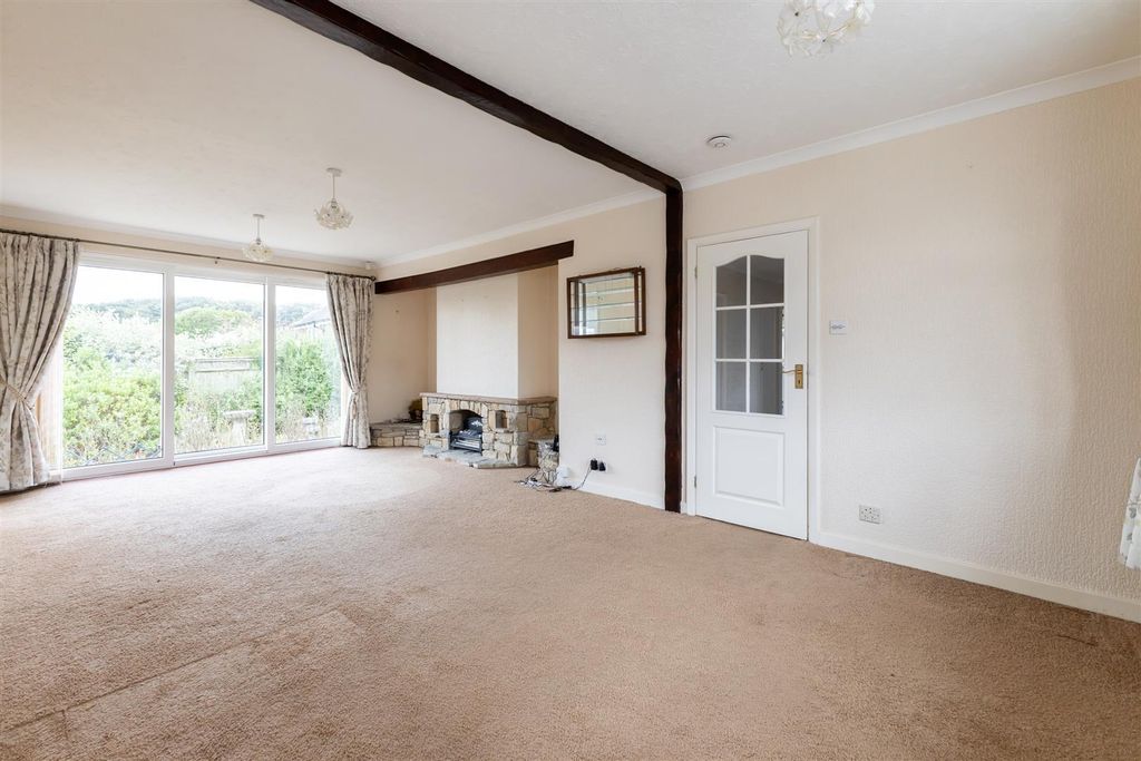 Property photo 2 of 22 Untitled-1857.Jpg