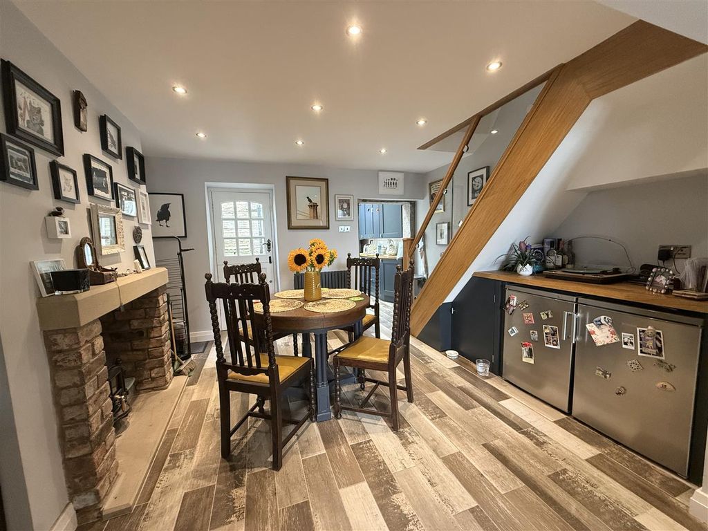 Property photo 2 of 13 Img_0654.Jpg
