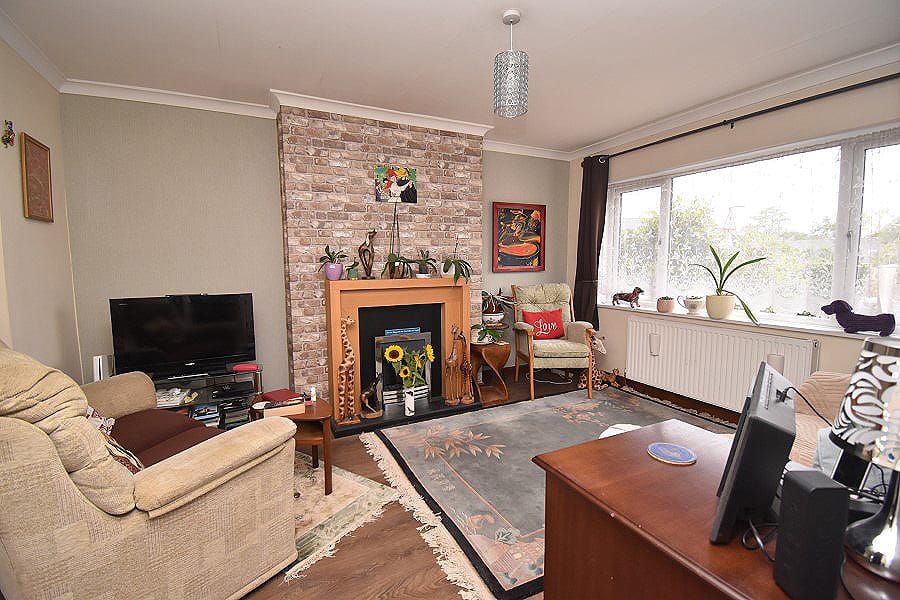 Property photo 3 of 14