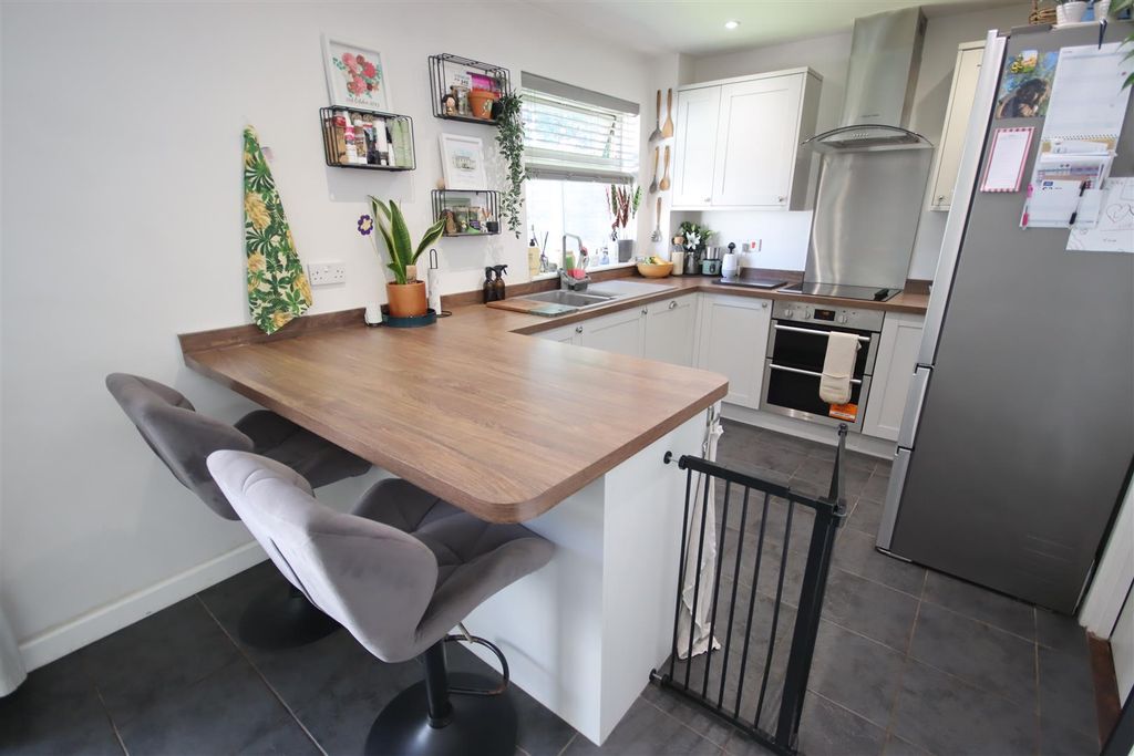 Property photo 3 of 14 Img_8350.Jpg