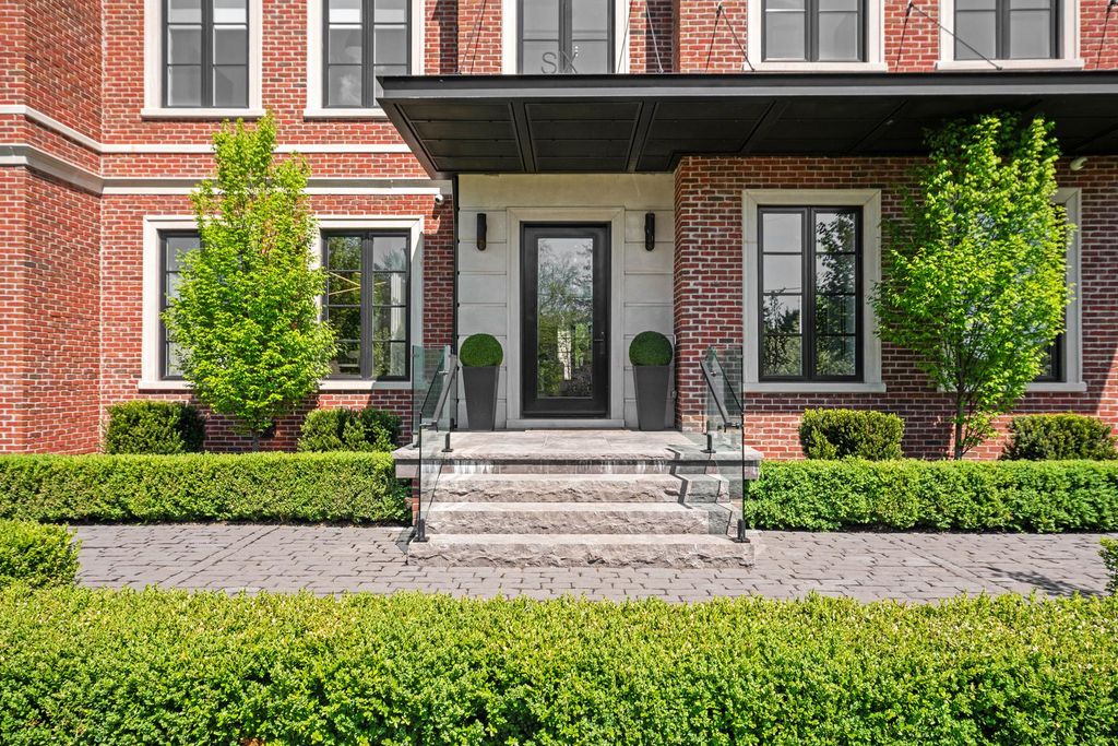 Property photo 3 of 45