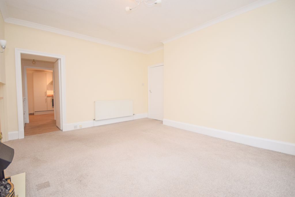 Property photo 3 of 14 Dsc_0013