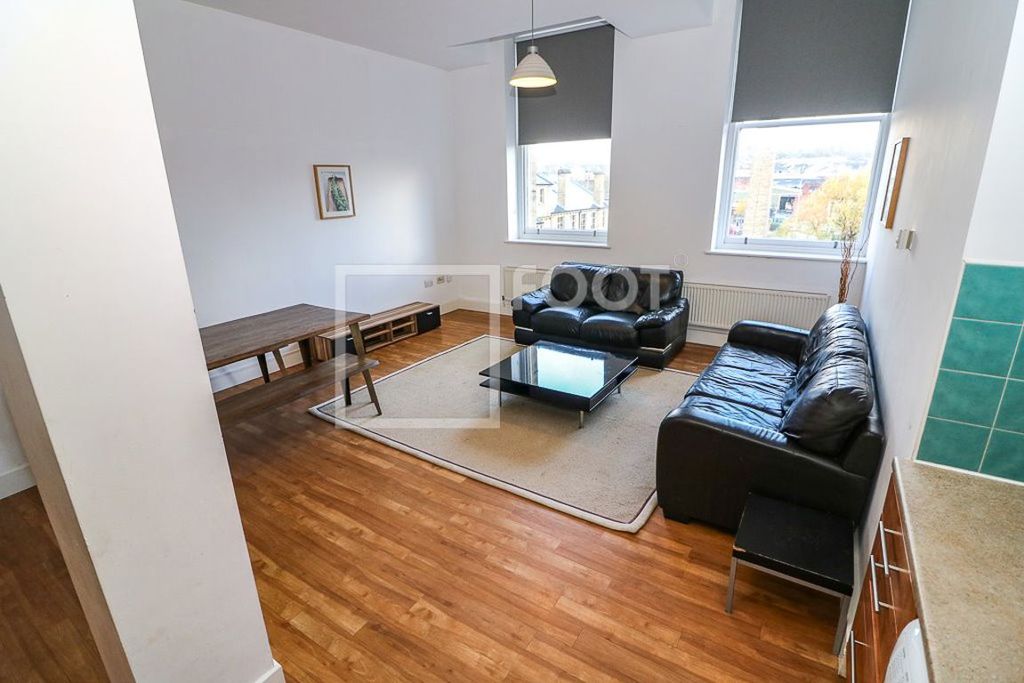 Property photo 1 of 40