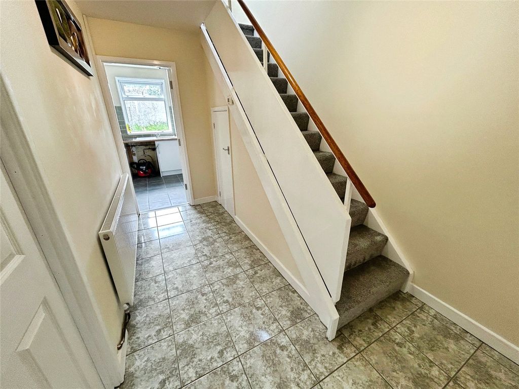 Property photo 2 of 14 Picture No. 19