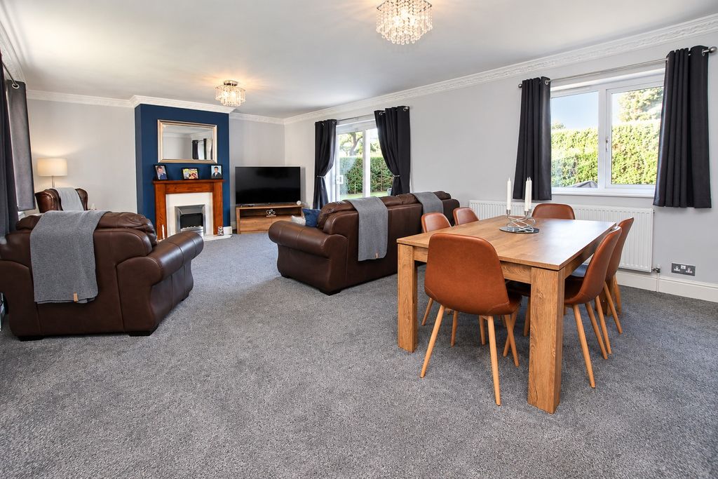 Property photo 2 of 24 5705522