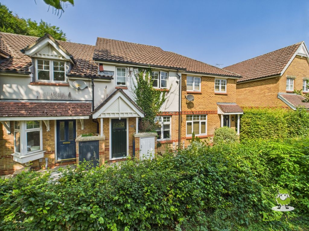 Property photo 1 of 22 Ewemove Basingstoke Estate Agents