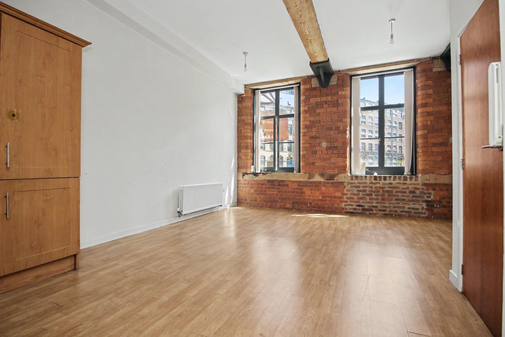 Property photo 3 of 15 Apartment 6, 20-22 Mill Street, Bradford, Bd1 4Ab