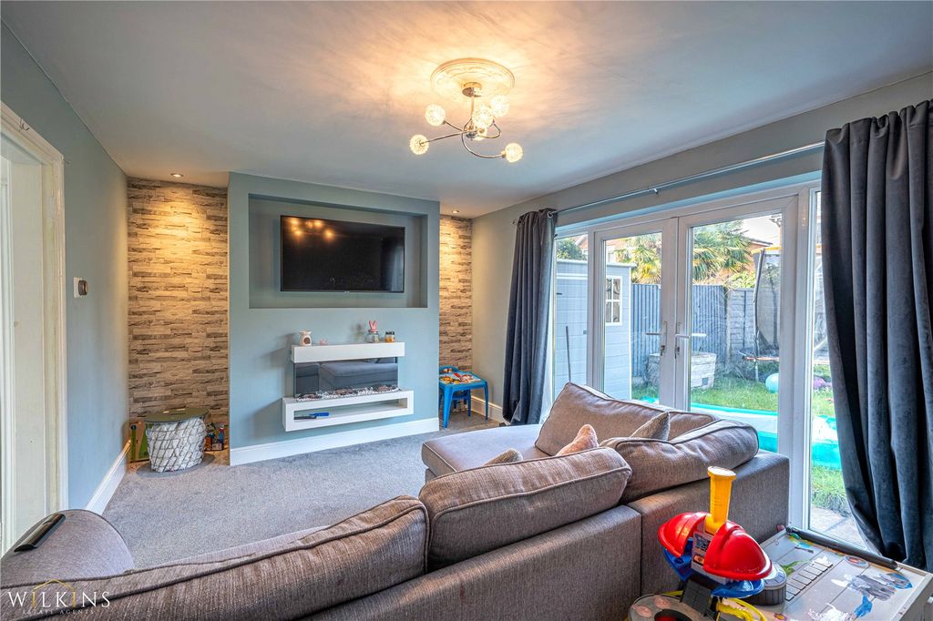 Property photo 3 of 29 Picture No. 36