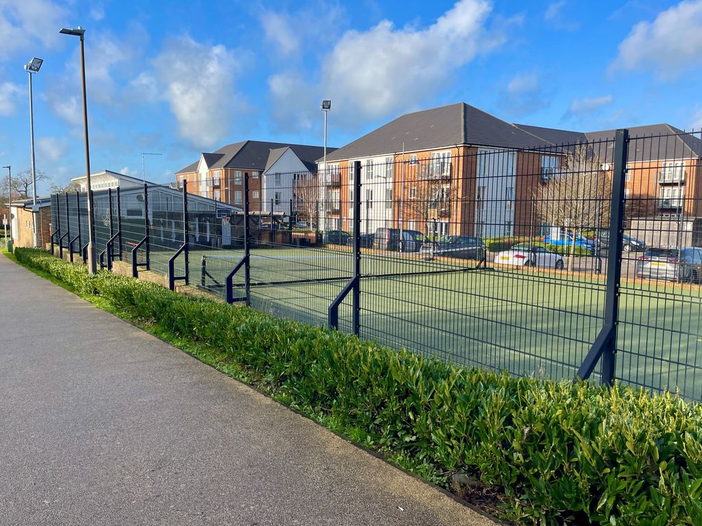 Property photo 1 of 6 Image